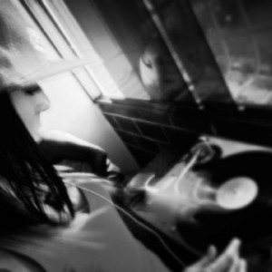 Djane Fergie “The Beginning”. image-10188