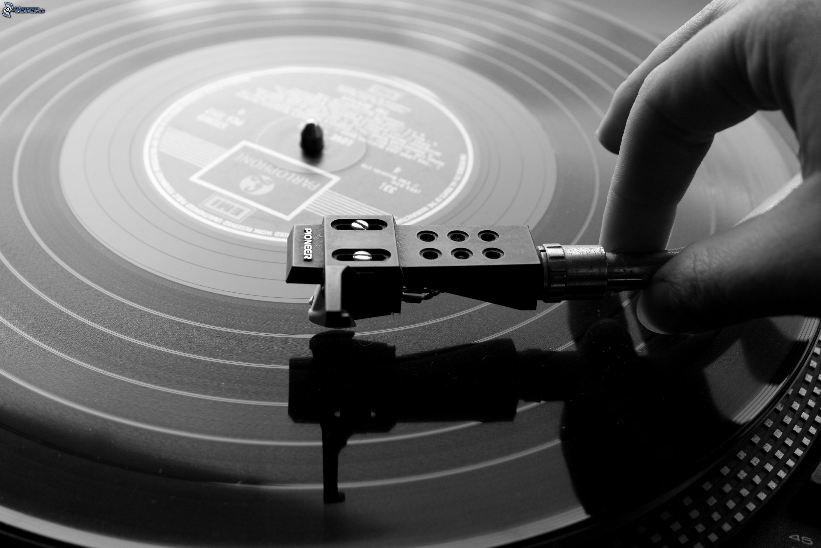 Día del Disco de Vinilo: ¿cuál es el más antiguo del mundo? - noesfm