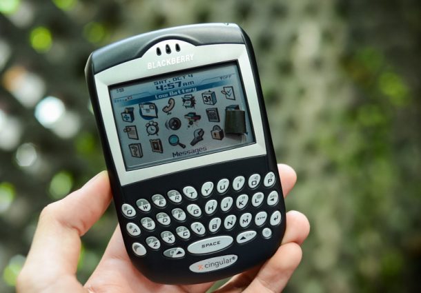 blackberry-7210-610x425