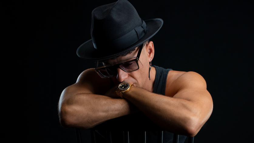 Timmy Trumpet muestra una nueva faceta junto a bradeazy en «Roses»